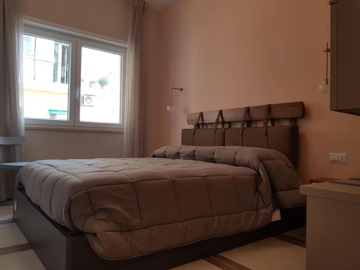 Euforia Napoli - Tre Sedi - Three Locations Bed & Breakfast Ngoại thất bức ảnh