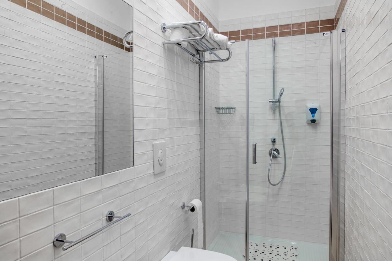 Euforia Napoli - Tre Sedi - Three Locations Bed & Breakfast Ngoại thất bức ảnh